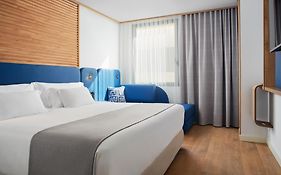 Barcelo Santa Cruz Contemporaneo